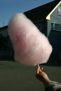 巨大綿菓子作りに挑戦してみませんか？